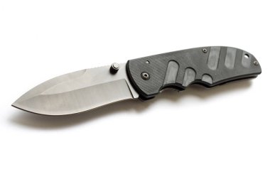 Çapraz olarak bulunan çerçevenin ortasında bıçak.