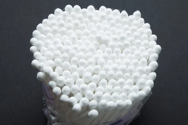 A large package of white cotton sticks, close-up. — Stock Photo, Image