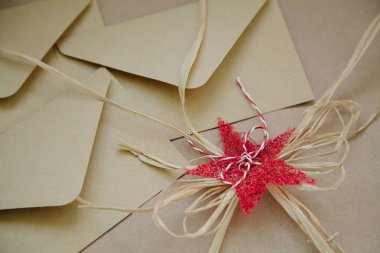 Mesaj ile kağıt zarflar için güzel bir Dekoratif süsleme