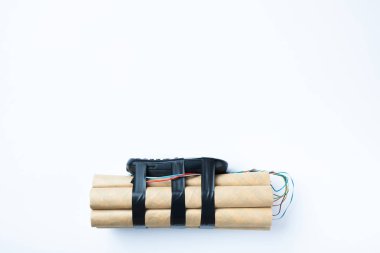 Radyo kontrollü bomba beyaz arka plan, metin için boş yer.