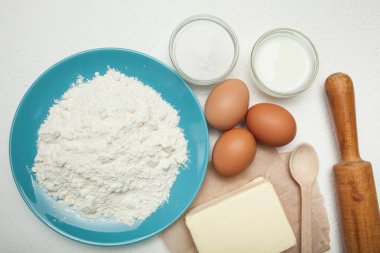 Ev yapımı malzemeler hamur yemek pişirmek için.