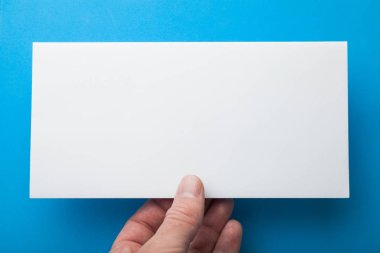 Posta zarf veya Dl el içinde el ilanı.