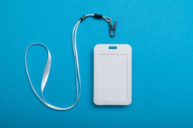 Lanyard ile boş rozet, güvenlik şablonu.