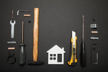 Bakım mülkiyet ev, inşaat yenileme. Finans yatırım ekonomik para.