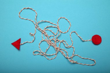 Zor gerçeklik yolu, karmaşık çözüm.