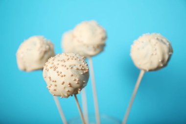 Popüler pasta arka planı, tatlı beyaz çikolata şekeri.