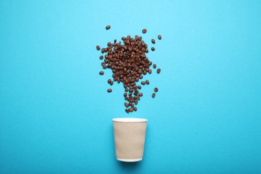 Dışarıya kahve içmeye. Kahvaltı lattesi..