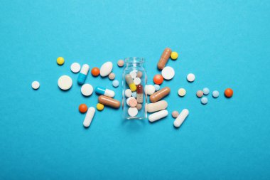Meditasyon ilacı. Şişe ve haplar. Doktor Bakımı.