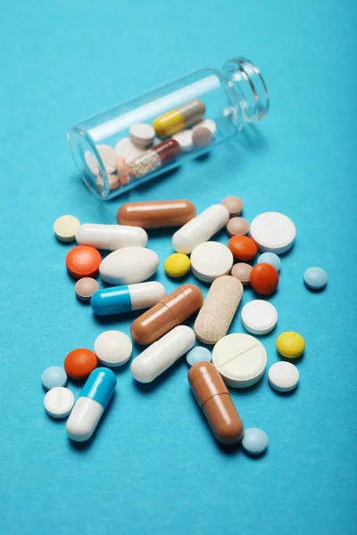 Rx meditation medicine. Bottle and pills. Doctor care. — Stock Photo, Image