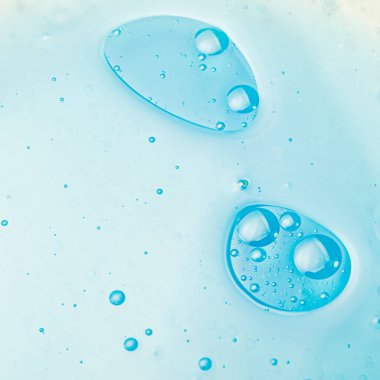 Suda yağ kabarcıkları, soyut damlalar..