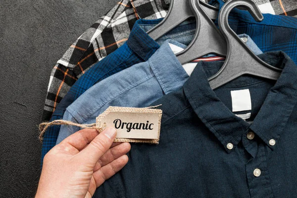 Roupa Camisa Têxtil Orgânica Com Etiqueta Cabide — Fotografia de Stock