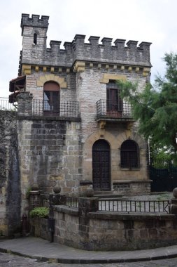 Hondarribia bulunan küçük müstahkem kale, İspanya.