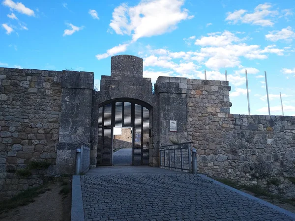 Overblijfselen Ruïnes Van Een Oud Kasteel — Stockfoto