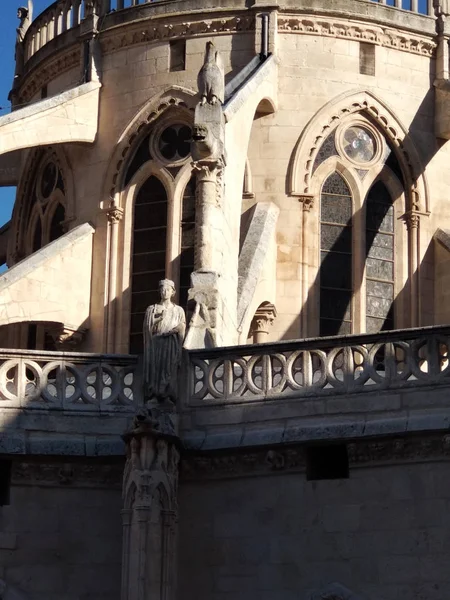 阳光灿烂的西班牙布尔戈斯大教堂 — 图库照片
