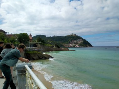 Bask şehri San Sebastin, İspanya 'da panoramik.
