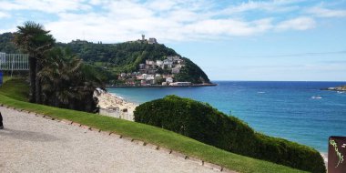 Bask şehri San Sebastin, İspanya 'da panoramik.