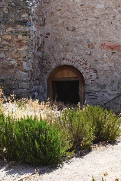 Porta Edificio Medievale Rovina Muro Pietra — Foto Stock