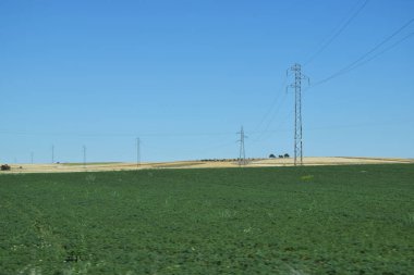 Yoldan görülen dağlar ile bitkileri Manzaralar.