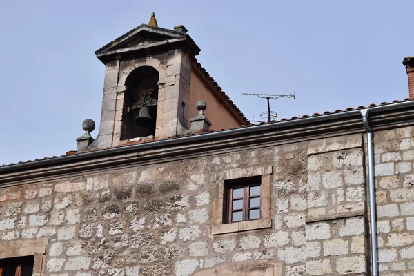 Ático Piedra Una Iglesia — Foto de Stock