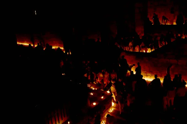 Velas Acesas Rua Noite — Fotografia de Stock