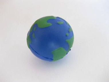 Dünya gezegeninde bir top..