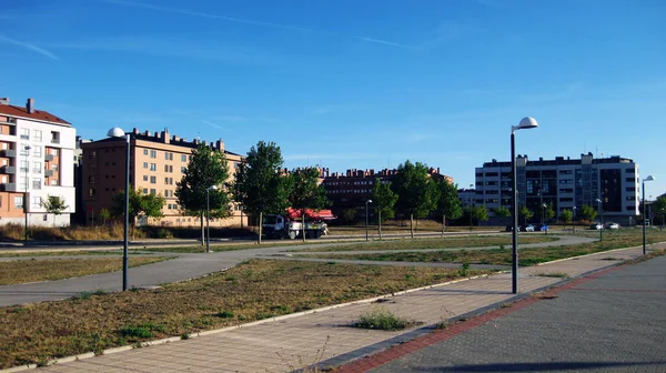 Modernos Bloques Apartamentos Una Ciudad —  Fotos de Stock