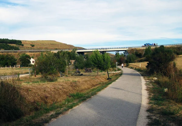 Caminos Través Paisaje Montaña —  Fotos de Stock