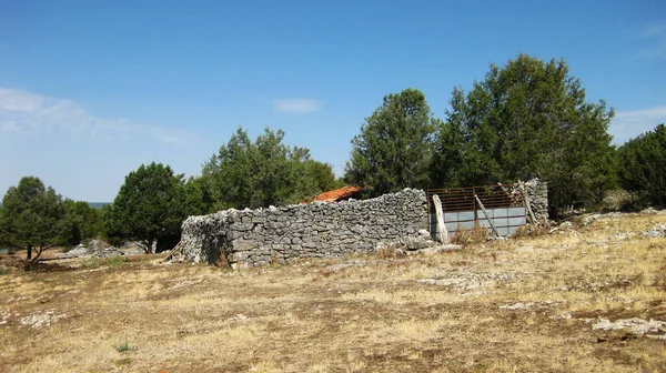 Eski Kırsal Evlerin Kalıntıları — Stok fotoğraf