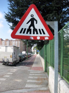 Bir şehrin trafik işaretleri.