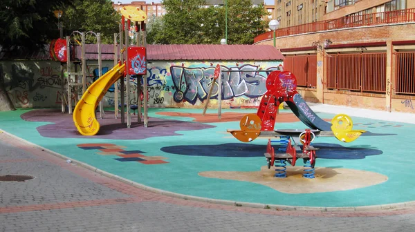 Park Outdoor Swings — Stock Photo, Image