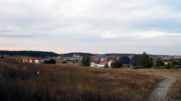 Blick Auf Burgos Von Einem Bestellten Feld Aus — Stockfoto