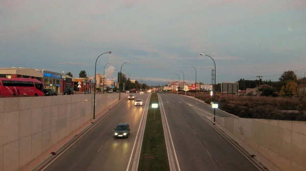 スペインのブルゴスの街の曇りの通り — ストック写真
