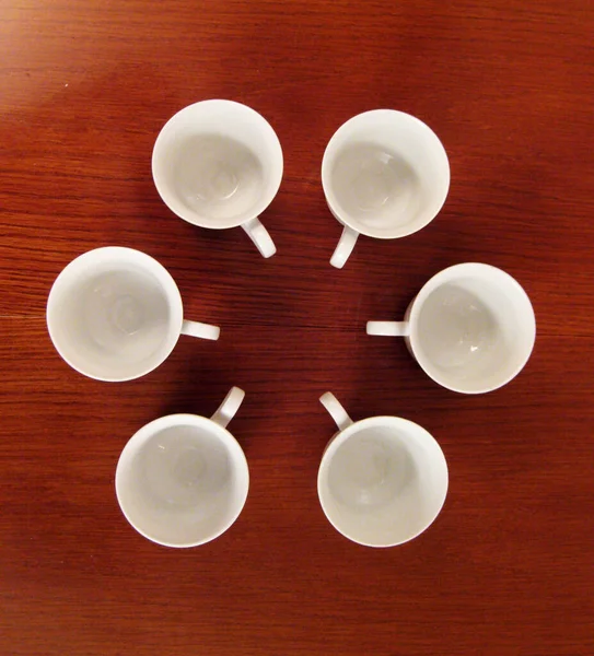 Чашка Посуда Столе — стоковое фото
