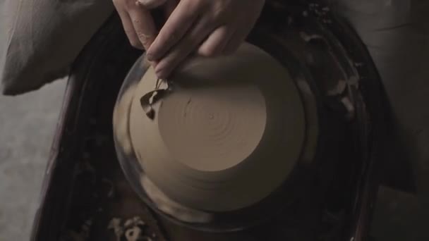 The production process in the pottery workshop of the potter. — Stock Video