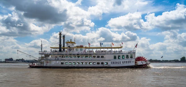 Kürek tekne Creole Kraliçe 