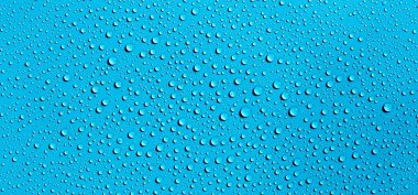 Mavi Arkaplanda Su Damlaları