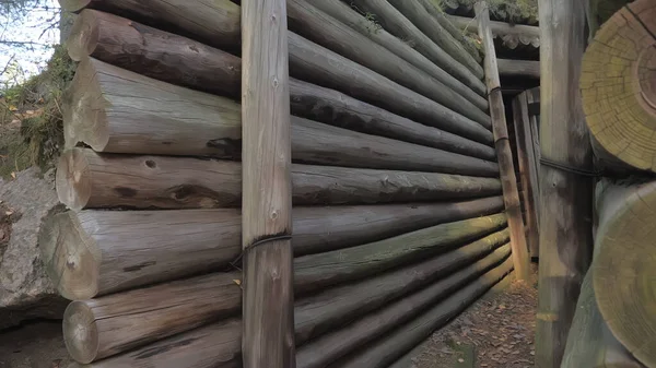 Lappeenranta. Finlandiya-28 Eylül 2020: Sığınak, Salpa Hattı Kalesi 'nin altındaki orman. Sığınak hattı.