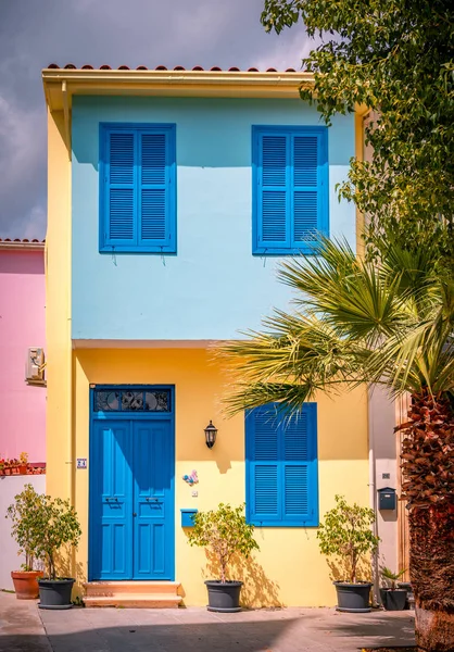 Старая Колоритная Архитектура Разноцветными Дверями Окнами Старом Городе Никосии Кипрус — стоковое фото