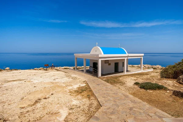 Cape Greco Kıbrıs Adası Akdeniz Deki Agioi Anargyroi Kilisesinin Güzel — Stok fotoğraf