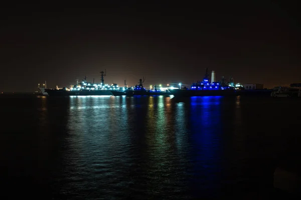 Russland Kronshtadt Nachtansicht Von Kriegsschiffen Die Mittelhafen Von Kronstadt Der — Stockfoto