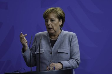 Berlin, Almanya - Almanya Başbakanı Angela Merkel, Federal Chancellery üzerinde 15 Eylül 2017 featuring medya konferansı stok editoryal Fotoğrafçılık