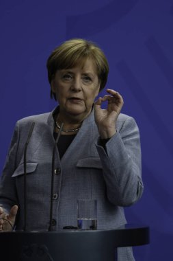 Berlin, Almanya - Almanya Başbakanı Angela Merkel, Federal Chancellery üzerinde 15 Eylül 2017 featuring medya konferansı stok editoryal Fotoğrafçılık