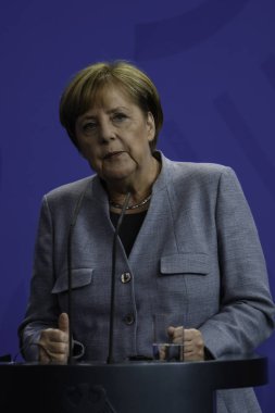 Berlin, Almanya - Almanya Başbakanı Angela Merkel, Federal Chancellery üzerinde 15 Eylül 2017 featuring medya konferansı stok editoryal Fotoğrafçılık