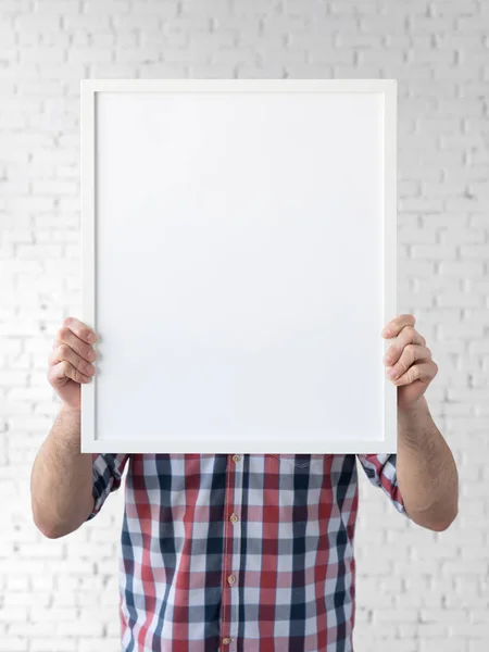 Holding Frame Mockup Foto Mockup Man Greep Frame Voor Het — Stockfoto