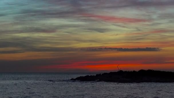 日落在小海岛在地中海 — 图库视频影像
