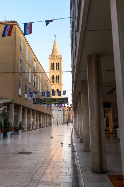 Zadar, Hırvatistan ile sabahın erken saatlerinde boş sokaklarda