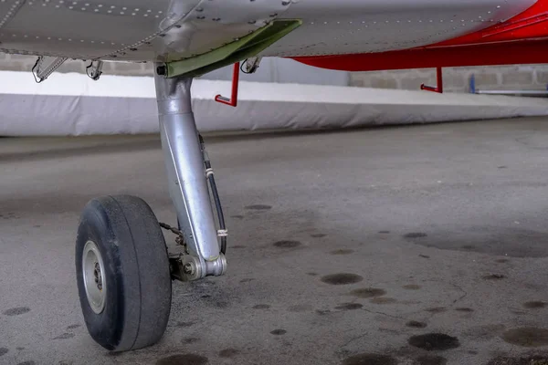 Landing Gear close up, licht sport Aicraft wiel — Stockfoto