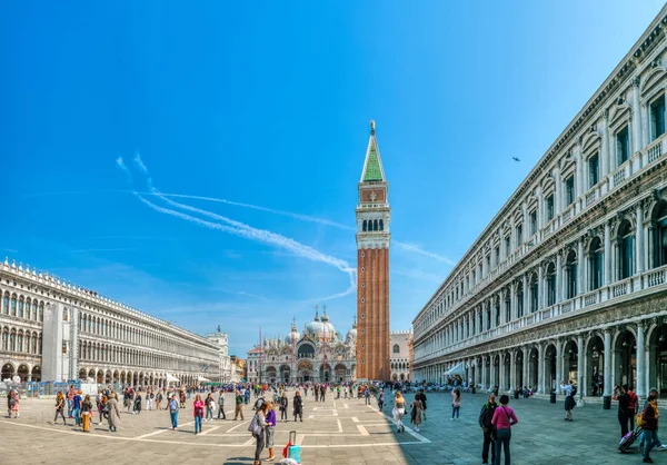 St Marks Square i Venedig, Italien, Piazza San Marco i Venezia — Stockfoto