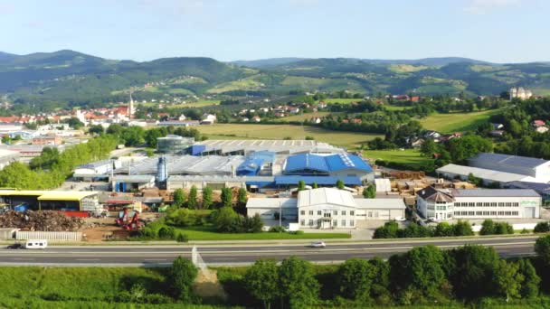 Aerial view of truck stop on highway in Slovenia, Tepanje rest area with petrol station — Stock Video