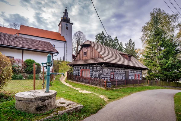 Alte Holzhäuser Der Slowakei Unesco Dorf Cicmany Die Ornamente Aus — Stockfoto